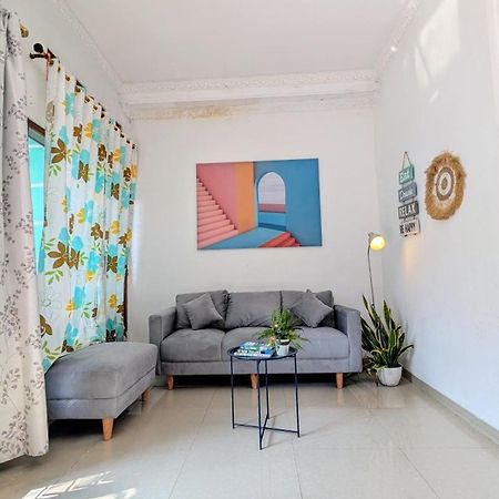 סוראבאיה Homey Guesthouse Kertajaya מראה חיצוני תמונה