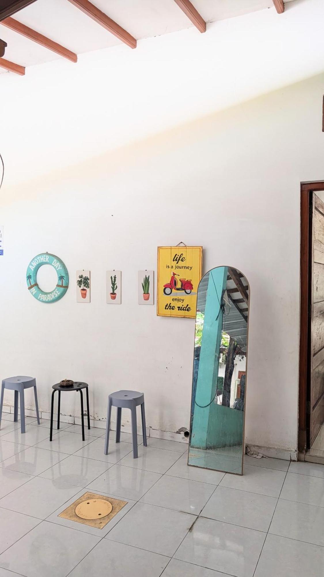 סוראבאיה Homey Guesthouse Kertajaya מראה חיצוני תמונה